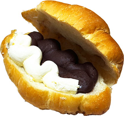 クリームチーズあんこパンの写真